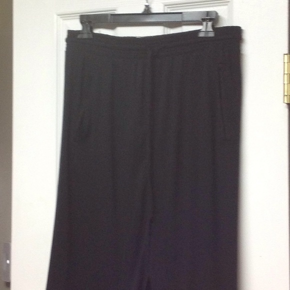 Black Converse skirt with drawstring waist - Picture 1 of 4